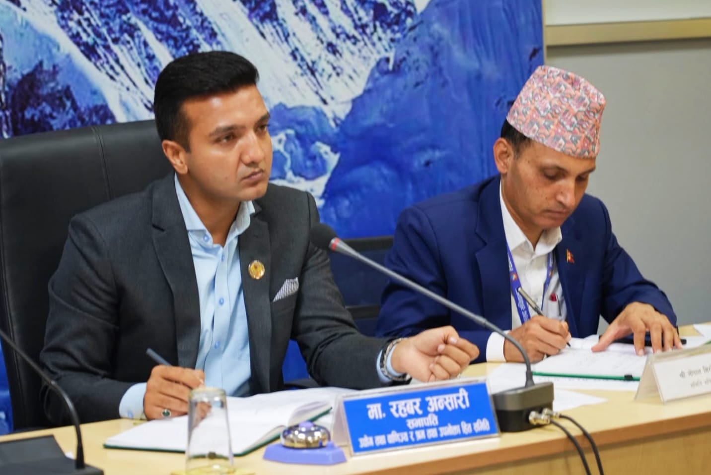 घर–घरका ग्यास सिलिन्डरको डिजिटल रेकर्ड बनाउन संसदीय समितिको आग्रह